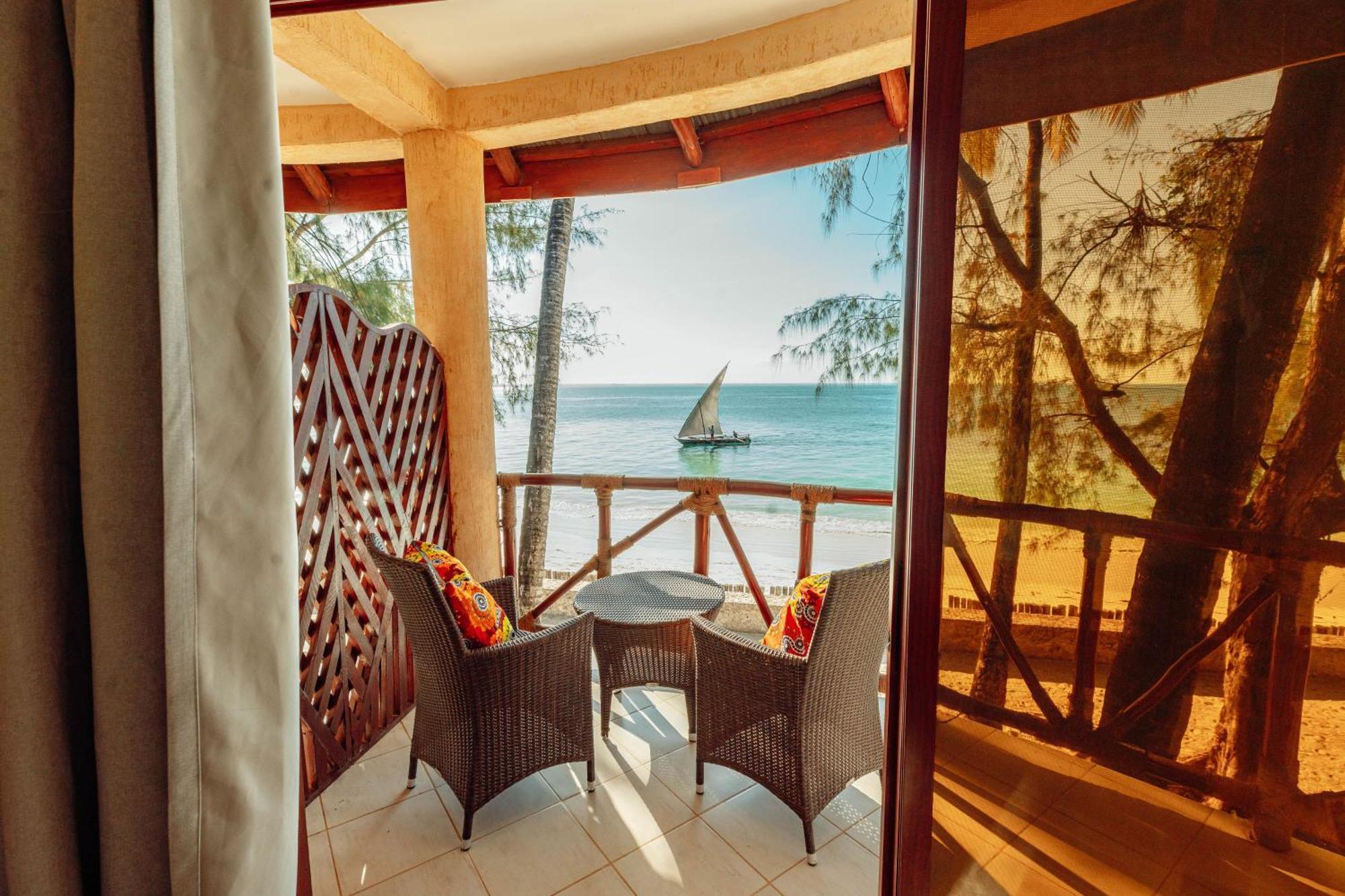 Sansi Kae Beach Resort Michamvi Eksteriør billede